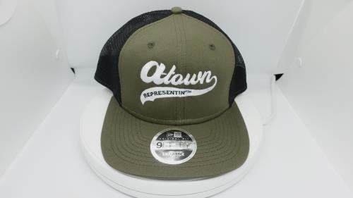 A-TOWN REPRESENTIN' NEW ERA ORIGINAL FIT 9FIFTY OLIVE/ BLACK TRUCKER SNAPBACK CAP FLAT BILL, White A-Town REPRESENTIN' TM Logo